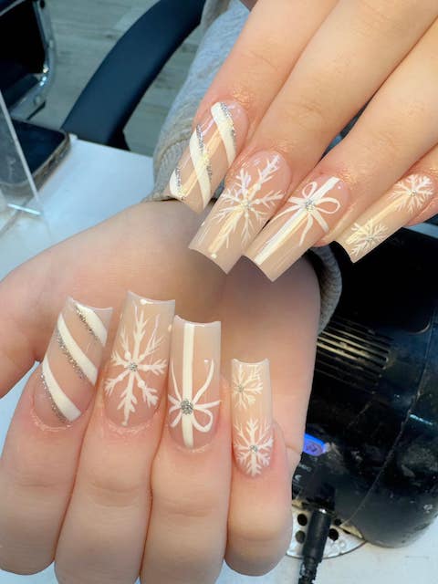 Creative Nail Extensions